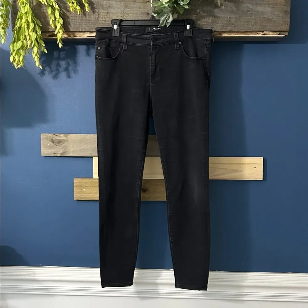 Liverpool Jeans black Stretchy. Size 10